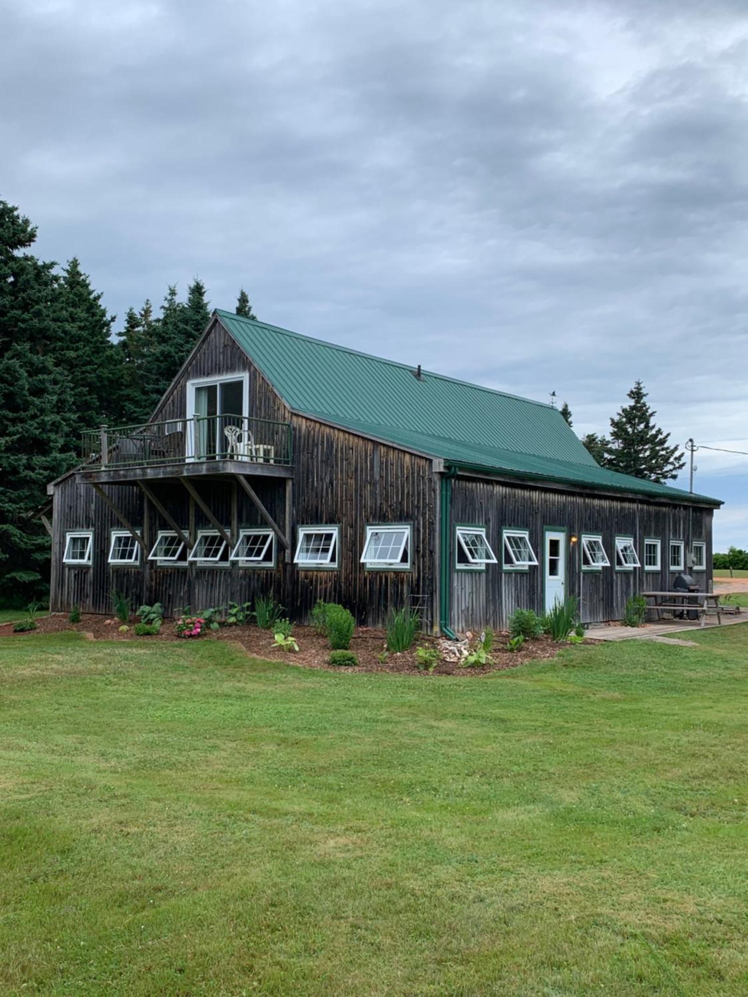بيت شباب The Barn At Spry Point Little Pond المظهر الخارجي الصورة